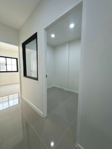 รูป ขายทาวน์เฮ้าส์ หมู่บ้านศิริวรรณชวนชม (บางบัวทอง) เนื้อที่ 16 ตารางวา 3 ห้องนอน 2 ห้องน้ำ ตกแต่งใหม่พร้อมอยู่ - รูปที่ 14/18