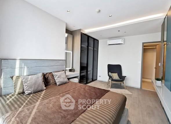 picture 34th-Floor 2-BR 61 Sqm Condo At Sky Walk Residences, 200m to BTS Phra Khanong (ID 2535903) - 4/9