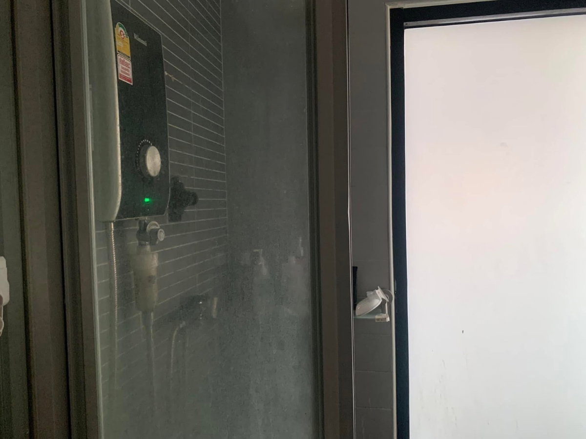 รูป ❣️รัชดา19~🌈ให้เช่าคอนโดติดMRT รัชดา เพียง 300เมตร เดิน 3 นาที 31 ตรม🥳 ทีวี ตู้เย็น ไมโคร เครื่องซักผ้า😁 - รูปที่ 7/8