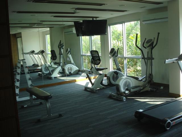 รูป ให้เช่าคอนโดCasaตึก8ชั้น ราคากันเอง ติดBTSตลาดพลู ใกล้เดอะมอลล์ ห้องสวยพร้อมอยู่ Wallpaper น้ำอุ่น แอร์ ตู้เย็น ไมโครเวฟและLCD - รูปที่ 6/9