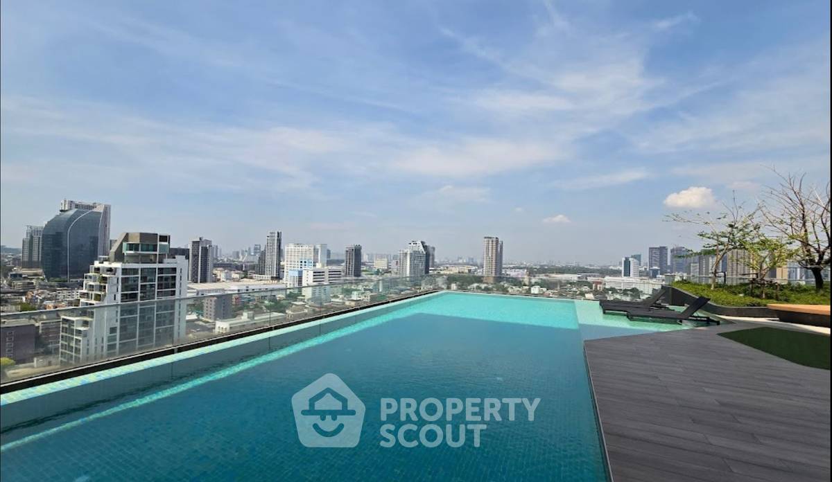 รูป คอนโด 2-ห้องนอน ที่ ลุมพินี ซีเล็คเต็ด สุทธิสาร-สะพานควาย ใกล้ BTS สะพานควาย (ID 2743499) - รูปที่ 2/5