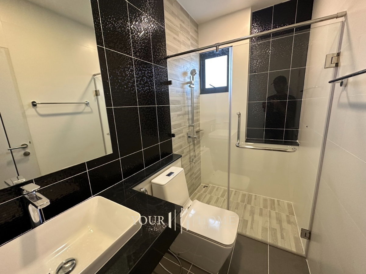 รูป 🔥𝟮𝟳,𝟬𝟬𝟬 🔥𝗧𝗵𝗲 𝗦𝗲𝗿𝗲𝗻𝗲 𝗖𝗵𝗼𝗻𝗯𝘂𝗿𝗶  ให้เช่าบ้านเดี่ยวหลังมุม ทำเลใจกลางเมือง  ใกล้เซนทรัลชลบุรี เพียง3กม.  - รูปที่ 7/22