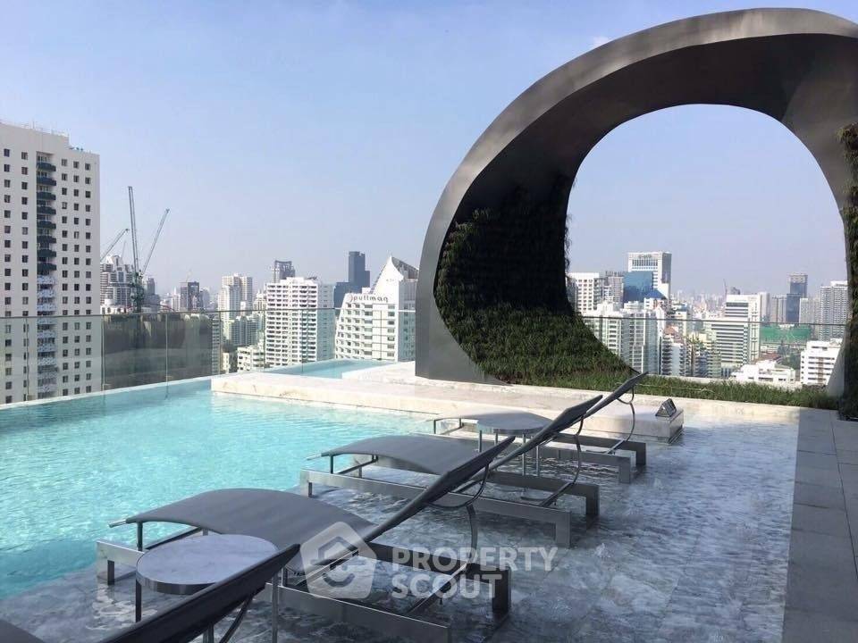 รูป คอนโด 2-ห้องนอน ที่ ดิ เอดจ์ สุขุมวิท 23 ใกล้ MRT สุขุมวิท (ID 2738980) - รูปที่ 4/5