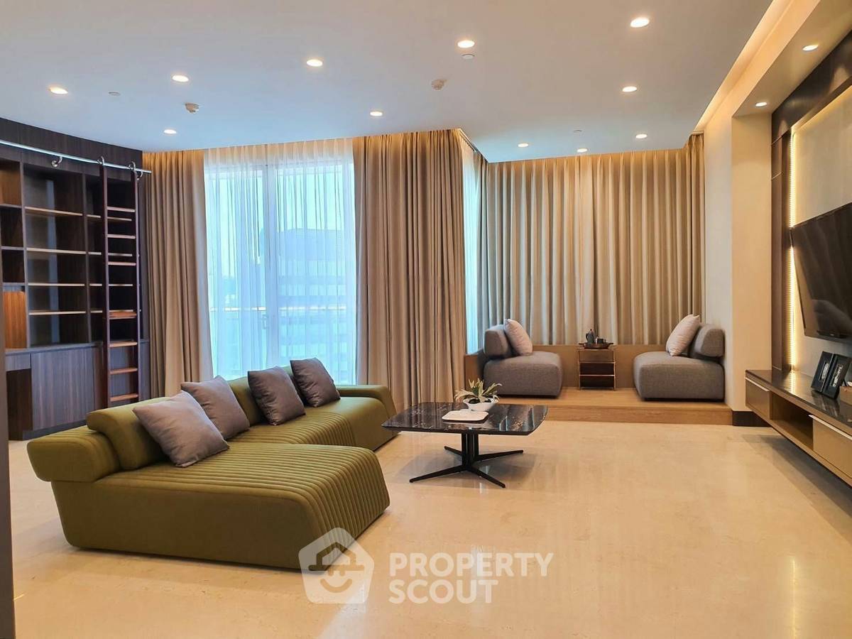 รูป คอนโด 3-ห้องนอน ที่ ดิ อินฟินิตี้ คอนโดมิเนียม ใกล้ BTS ช่องนนทรี (ID 2746469) - รูปที่ 4/6