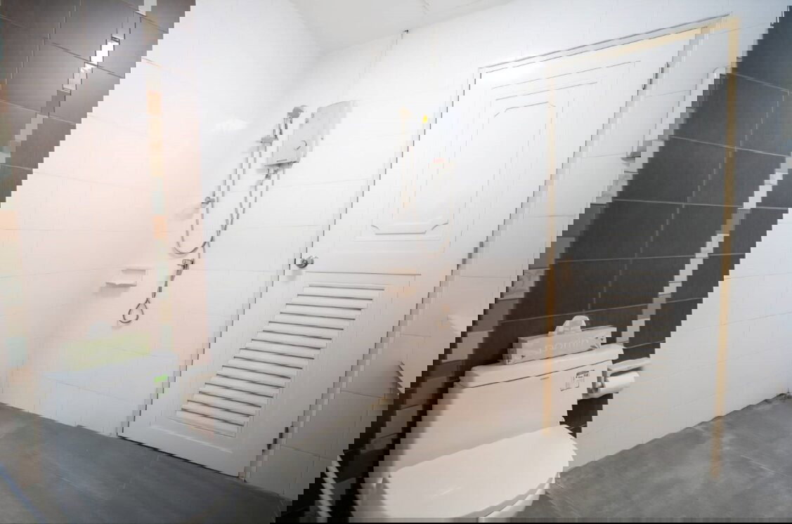 รูป โฮมออฟฟิศทันสมัย ตึก 4 ชั้น ใกล้สนามบินสุวรรณภูมิ | RK Biz Center **ค่าเช่า 42,000 บาท (ต่อรองได้) | 210 ตร.ม. ได้เฟอร์ตามรูป นัดชมได้ - รูปที่ 17/22