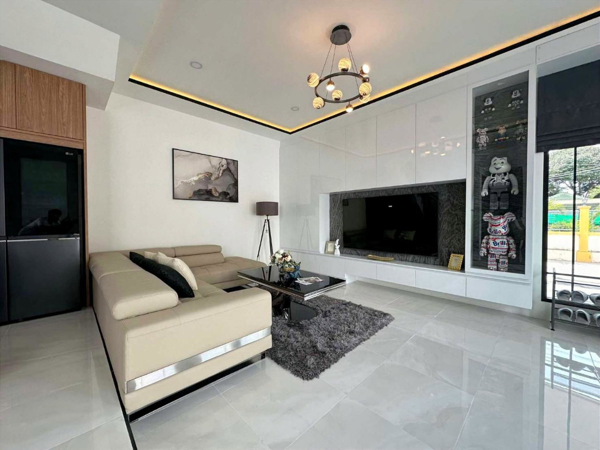 รูป ขายบ้านแฝดสร้างใหม่ พัทยากลาง ราคาเริ่มต้น 4.99 ล้าน หน้าบ้านกว้าง 3 นอน 3 น้ำ พื้นที่ใช้สอยเยอะ - รูปที่ 3/23