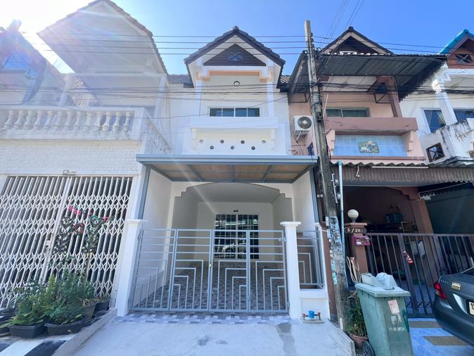 ขายทาวน์เฮ้าส์2ชั้น รีโนเวทใหม่ ทำเลดี หมู่บ้านตะวันนา ซ.จตุโชติ12 ถ.สุขาภิบาล5 ออเงิน สายไหม ทางด่วนจตุโชติ ทางด่วนพิเศษฉลองรัช มอเตอร์เวย์