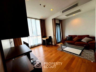 คอนโดให้เช่า : คอนโด 1-ห้องนอน ที่ ไฮด์ สุขุมวิท 13 คอนโดมิเนี่ยม ใกล้ BTS นานา (ID 2743906)