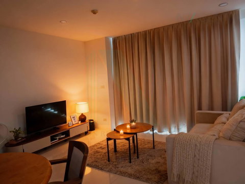 📌 For Rent Condo SATHORN PRIME RESIDENCE Building 1, Floor 25,1 bed room, Room size 60 sqm