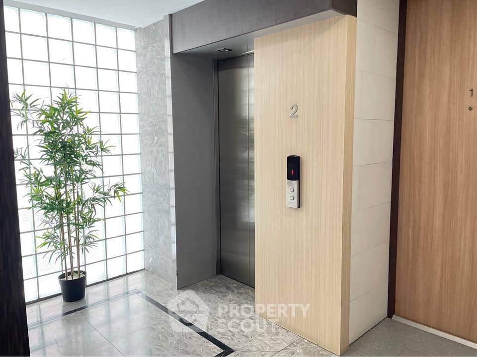 picture 2-BR Condo at Qube Suites Sukhumvit 46 near BTS Phra Khanong (ID 2189010) - 13/14