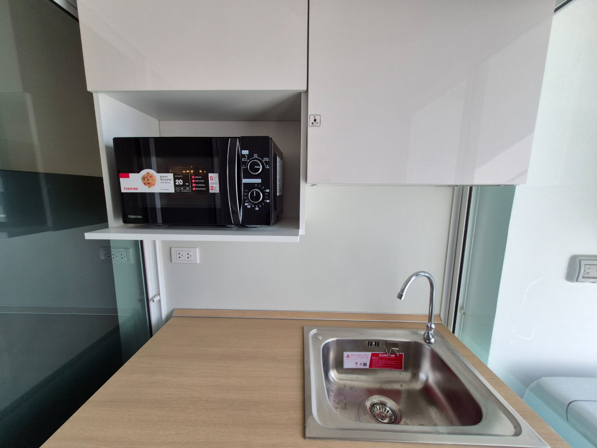 รูป ห้องใหม่ ตึก A ชั้น 10 วิวนอก ขนาด 28 ตรม.  - รูปที่ 25/29