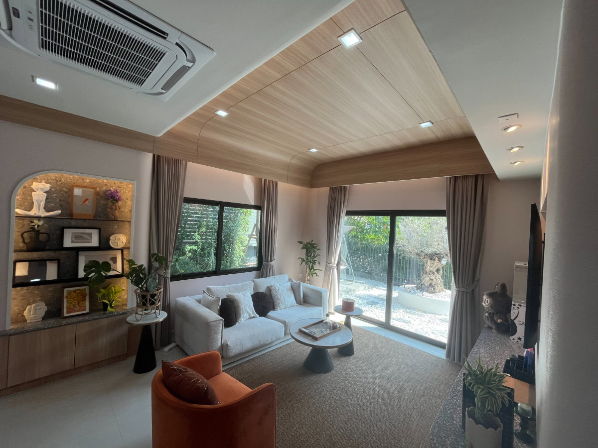 รูป บ้านเดี่ยวหรู 4 ห้องนอน - ตกแต่งสวย (สไตล์บ้านโชว์) เช่า 130000 บาท/เดือน - รูปที่ 3/21