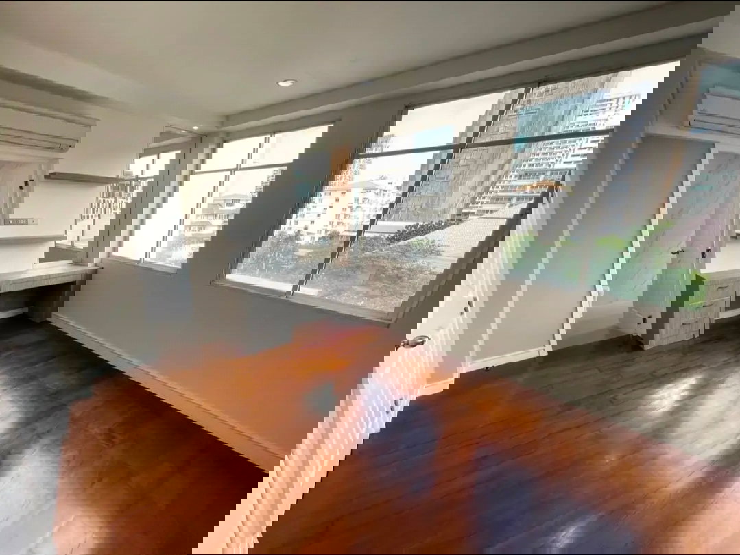 รูป 📣📣 ขาย บ้านกลางกรุง ทองหล่อ  รีโนเวทใหม่ 4 ห้องนอน - รูปที่ 3/9