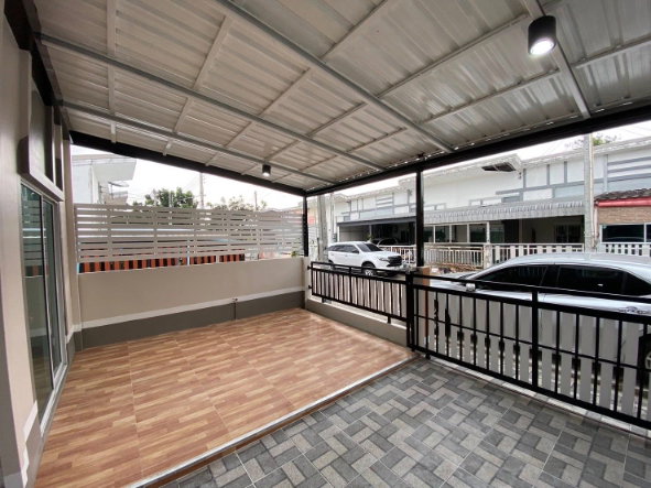 รูป หมู่บ้านไลโอไพร์ท ขายทาวน์เฮ้าส์ 1 ชั้น ทำเลบ่อวิน ใกล้นิคม ผ่อนสบาย - รูปที่ 4/10