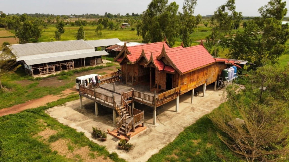 รูป 🏕️ขายที่ดิน 31ไร่  20ตารางวา จ.ร้อยเอ็ด +พร้อมบ้านเรือนไทย 2 หลัง🏠🏠 📌หน้ากว้างติดถนน 200 เมตร ที่ดินติด ถนน อบจ. ร้อยเอ็ด - รูปที่ 7/12