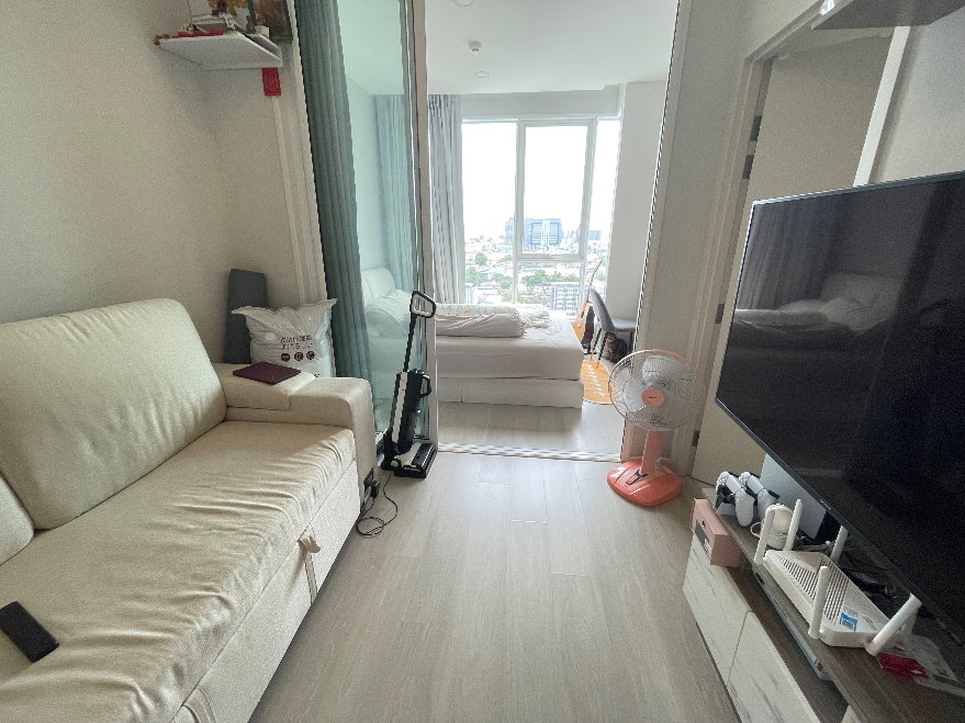 รูป 🚩ขายคอนโดพร้อมเฟอร์+เครื่องใช้ไฟฟ้า 🚩เดอ ลาพีส จรัญ 81 ห้อง 1 bed  ชั้นสูง 🎉 ฟรีโอน 🎉 - รูปที่ 2/15