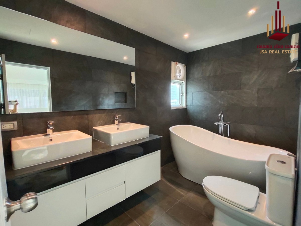 picture ✨ For Rent: Silom Condominium Condo ✨💰 Only 75,000 THB/month - 7/7