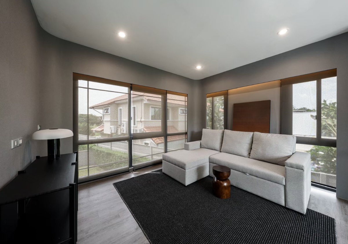 picture 🎉For rent 𝐁𝐚𝐚𝐧 𝐊𝐥𝐚𝐧𝐠 𝐌𝐮𝐚𝐧𝐠 𝐂𝐥𝐚𝐬𝐬𝐞 𝐒𝐮𝐤𝐡𝐮𝐦𝐯𝐢𝐭 𝟕𝟕 - 20/22