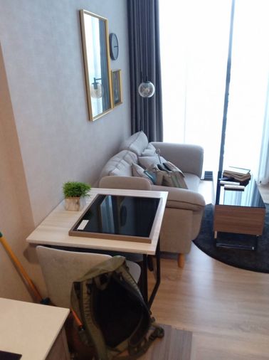 The Line Phahon Pradipat 35 sq.m. Please add LINE ID @806qphgn o8415o5483