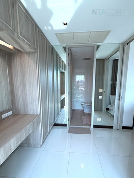 🚩 For Rent Condo THE LOFTS YENNAKART Building 1, Floor 7,1 bed room, Room size 62.00 sqm