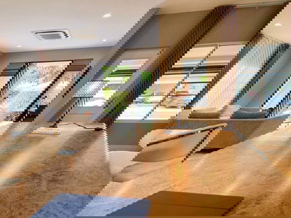 รูป ให้เช่า บ้านหรูแปลงมุม โครงการนันทวัน รามอินทรา–พหลฯ 50  ทิศใต้   4 นอน 4น้ำ ที่ดิน 108 ตร.ว. ใช้สอย 291 ตร.ม.   จอดรถ 4 คัน  เฟอร์ครบ พร้อมอยู่ - รูปที่ 13/25