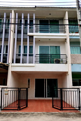 เช่าทาวน์โฮม ม.ราชพฤกษ์ : ให้เช่าวิสต้า ปาร์ค สาทร-ปิ่นเกล้า