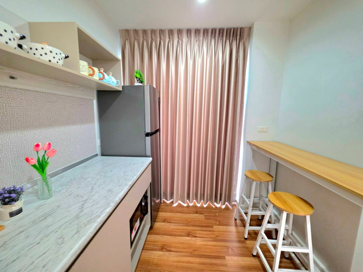 รูป ขาย !!** วี คอนโด ลาดกระบัง อยู่ ใกล้เทคโนฯเจ้าคุณทหารลาดกระบัง ห้องแต่งครบ สีทูโทน ส้มอิฐ สวยมากกกก เก็บสีใหม่ทั้งหมด พร้อมหิ้วกระเป๋าเข้าอยู่ค้า - รูปที่ 13/30