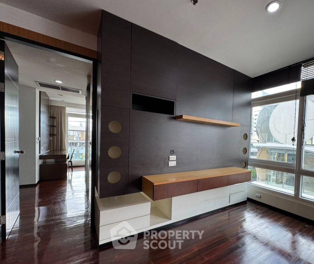 รูป คอนโด 2-ห้องนอน ที่ เดอะ ไฮท์ คอนโดมิเนียม ใกล้ ทองหล่อ (ID 2355794) - รูปที่ 3/3