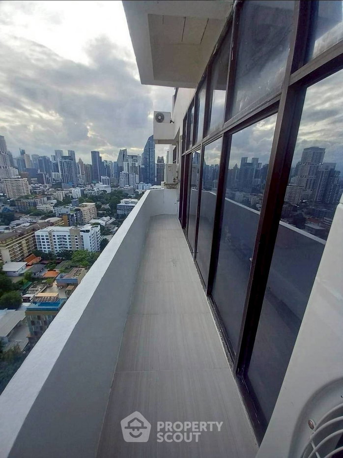 รูป คอนโด 2-ห้องนอน ที่ เดอะ วอเตอร์ฟอร์ด พาร์ค สุขุมวิท 53 คอนโดมิเนียม ใกล้ BTS ทองหล่อ (ID 2711866) - รูปที่ 16/17