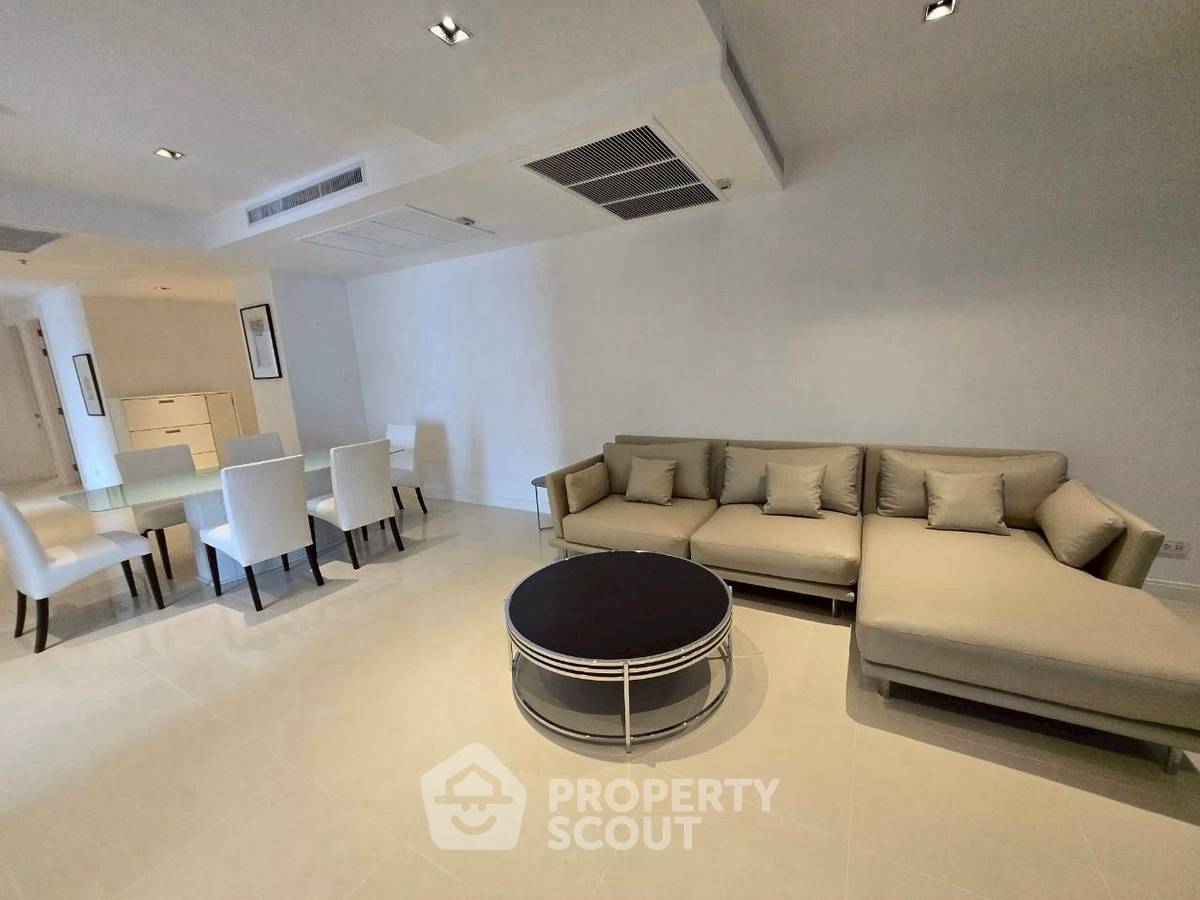 picture 3-BR Condo at Athenee Residence near BTS Phloen Chit (ID 2418083) - 6/9