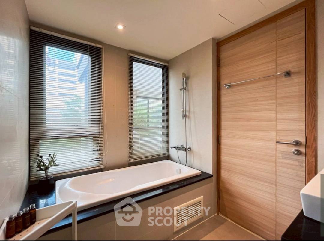 รูป คอนโด 2-ห้องนอน ที่ โซซิโอ เรฟเฟอเรนซ์ 61 คอนโดมิเนียม ใกล้ BTS ทองหล่อ (ID 2365418) - รูปที่ 15/20