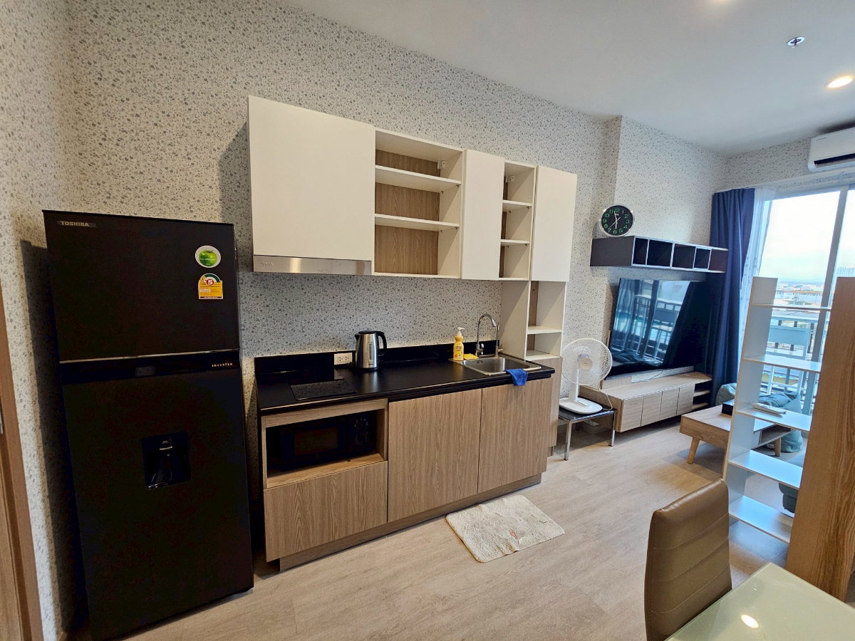 รูป คอนโดใหม่ยังไม่เคยปล่อยเช่า เจ้าของปล่อยเอง ห้องวิวสระว่ายน้ำ ชั้น 5 (ชั้นเดียวกับสระ) พลัสคอนเน็ก หาดใหญ่ หันหน้าทิศใต้ ลมโกรกเย็นสบาย - รูปที่ 2/25