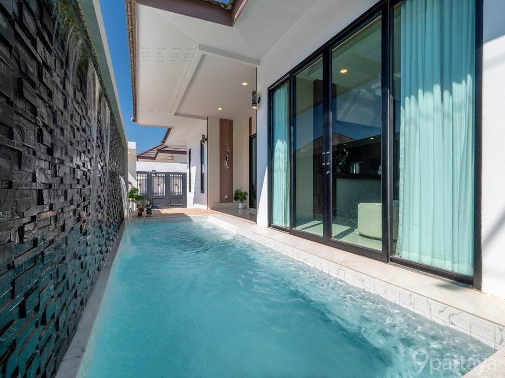 รูป ขาย | บ้านหรูสำหรับครอบครัว @ เดอะเลค ห้วยใหญ่ พัทยา  - รูปที่ 1/12