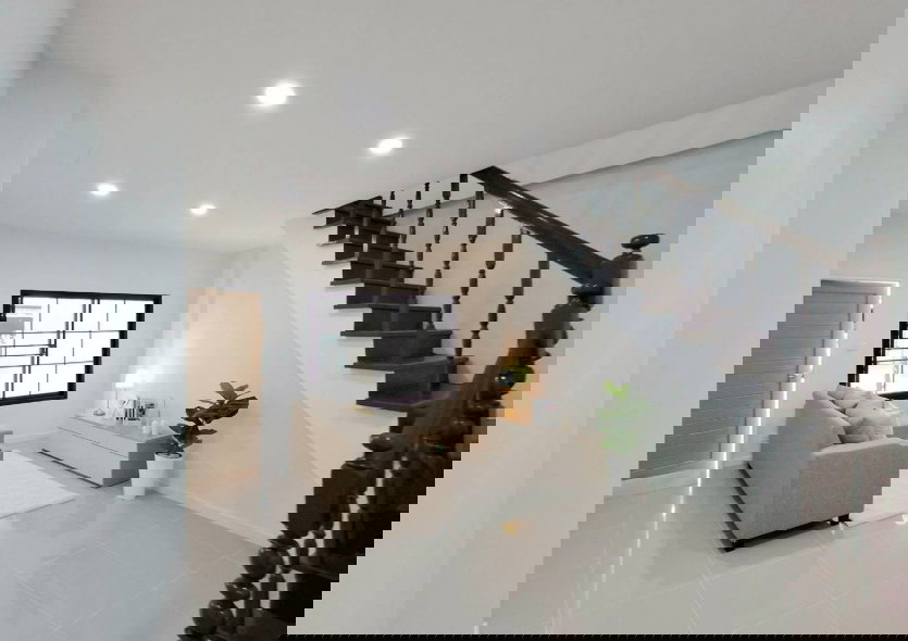 รูป ขายทาวน์เฮ้าส์ หมู่บ้านศิริวรรณชวนชม (บางบัวทอง) เนื้อที่ 16 ตารางวา 3 ห้องนอน 2 ห้องน้ำ ตกแต่งใหม่พร้อมอยู่ - รูปที่ 4/18