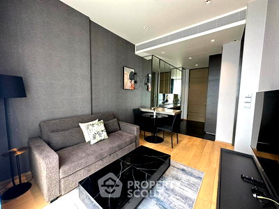 Condos for rent Siam Center : 1-BR Condo at 28 Chidlom near BTS Chit Lom (ID 2385568)