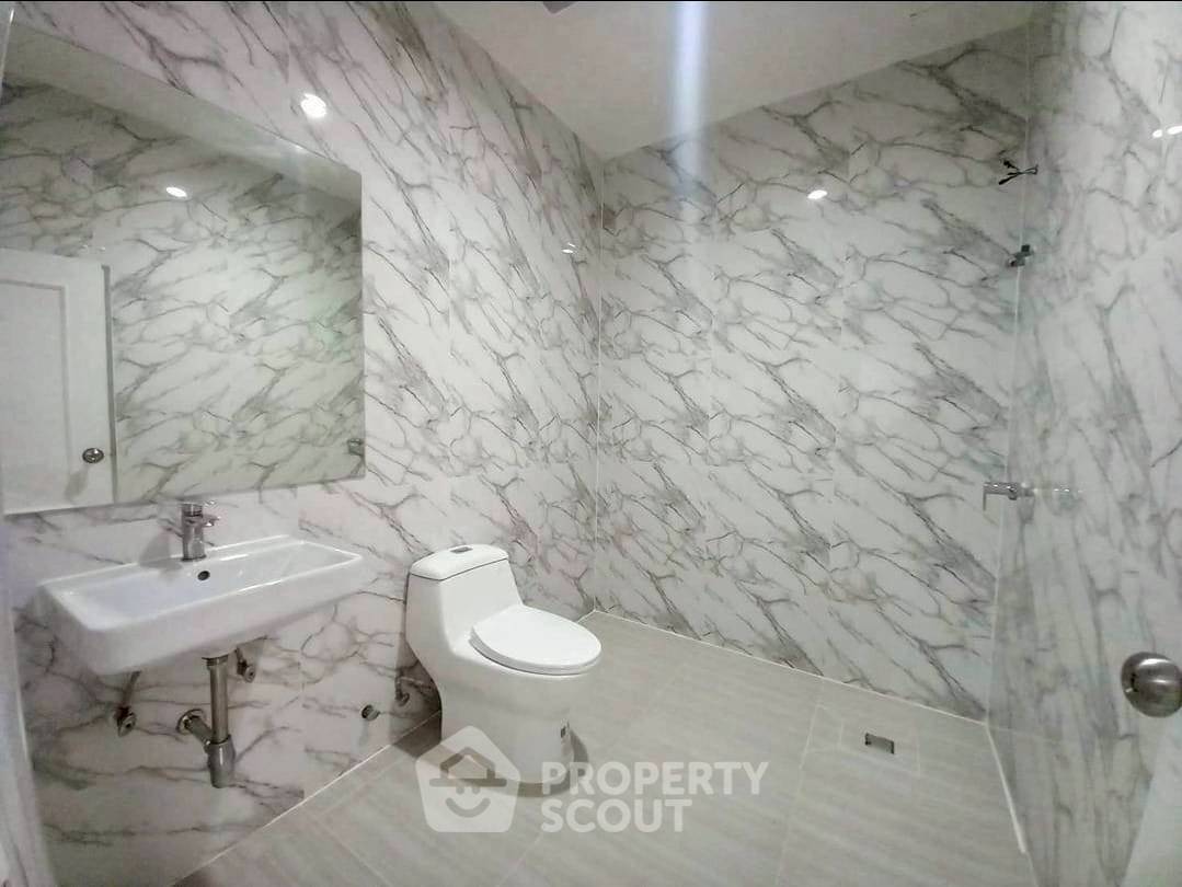 รูป คอนโด 2-ห้องนอน ที่ เดอะ วอเตอร์ฟอร์ด พาร์ค สุขุมวิท 53 คอนโดมิเนียม ใกล้ BTS ทองหล่อ (ID 2711866) - รูปที่ 13/17