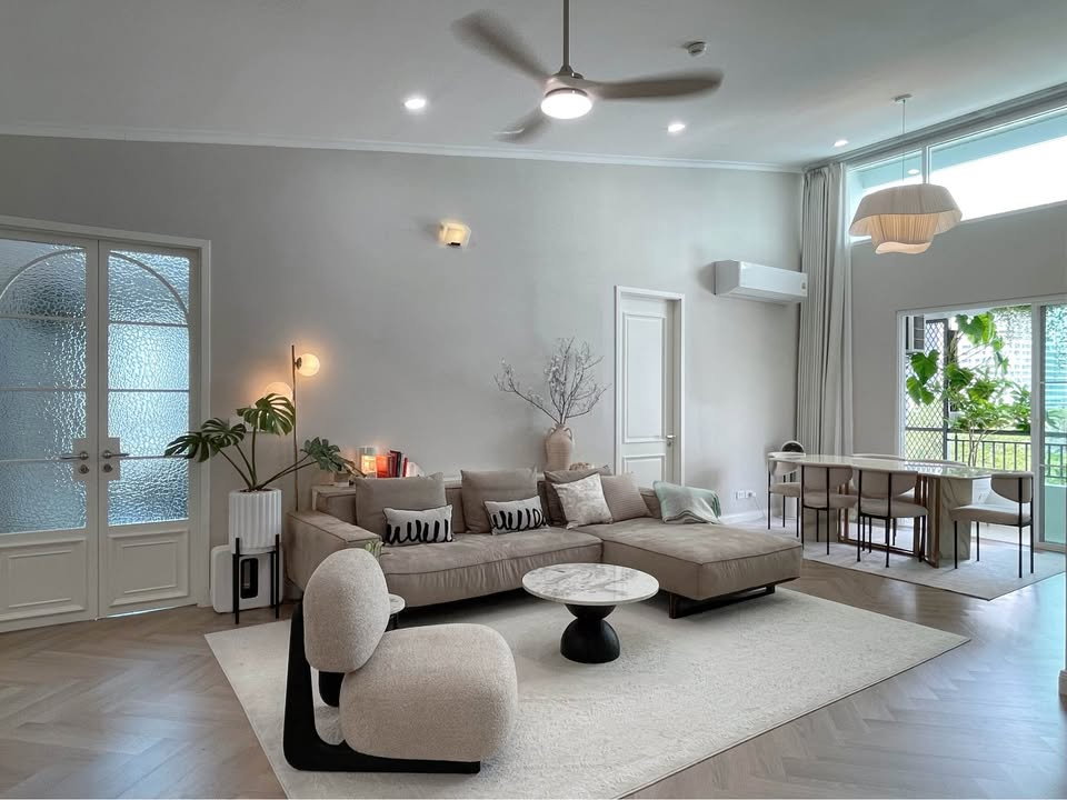 รูป #SC12439​​​  📌 เช่า | 🟦🟨เดอะ แบงค็อก สุขุมวิท 61🟥🟩💬𝑪𝒐𝒏𝒕𝒂𝒄𝒕𝑳𝑰𝑵𝑬:@𝒔𝒆𝒄𝒓𝒆𝒕𝒑𝒓𝒐𝒑𝒆𝒓𝒕𝒚 🔥✨ - รูปที่ 2/10