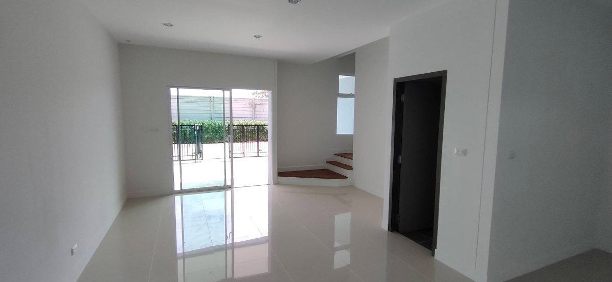 รูป 📌ขายทาว์นโฮม 3 ชั้น ม.สัมมากร อเวนิว สุวรรณภูมิ - รูปที่ 4/12
