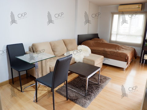 Condo the next next to the MRT Yellow Line, priced at only 1.xx million THB. Convenient and ready to move in. Size: 32.76 sq.m.