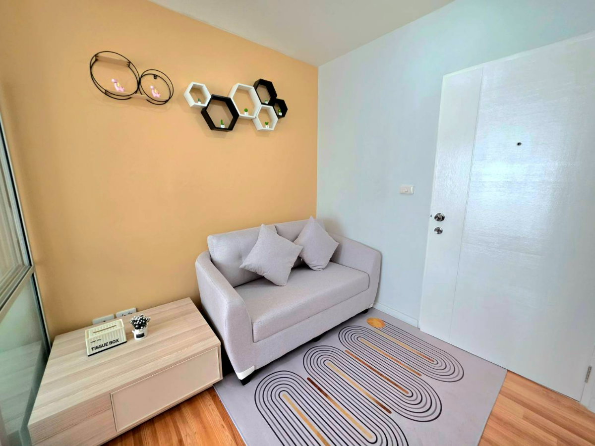 รูป ขาย !!** วี คอนโด ลาดกระบัง อยู่ ใกล้เทคโนฯเจ้าคุณทหารลาดกระบัง ห้องแต่งครบ สีทูโทน ส้มอิฐ สวยมากกกก เก็บสีใหม่ทั้งหมด พร้อมหิ้วกระเป๋าเข้าอยู่ค้า - รูปที่ 5/30