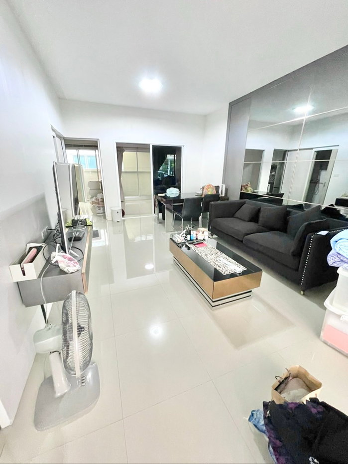 รูป ให้เช่าวิสต้า ปาร์ค สาทร-ปิ่นเกล้า - รูปที่ 2/9