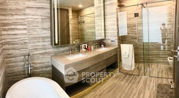 รูป คอนโด 2-ห้องนอน ที่ เซเลส อโศก ใกล้ MRT สุขุมวิท (ID 2735981) - รูปที่ 1/5