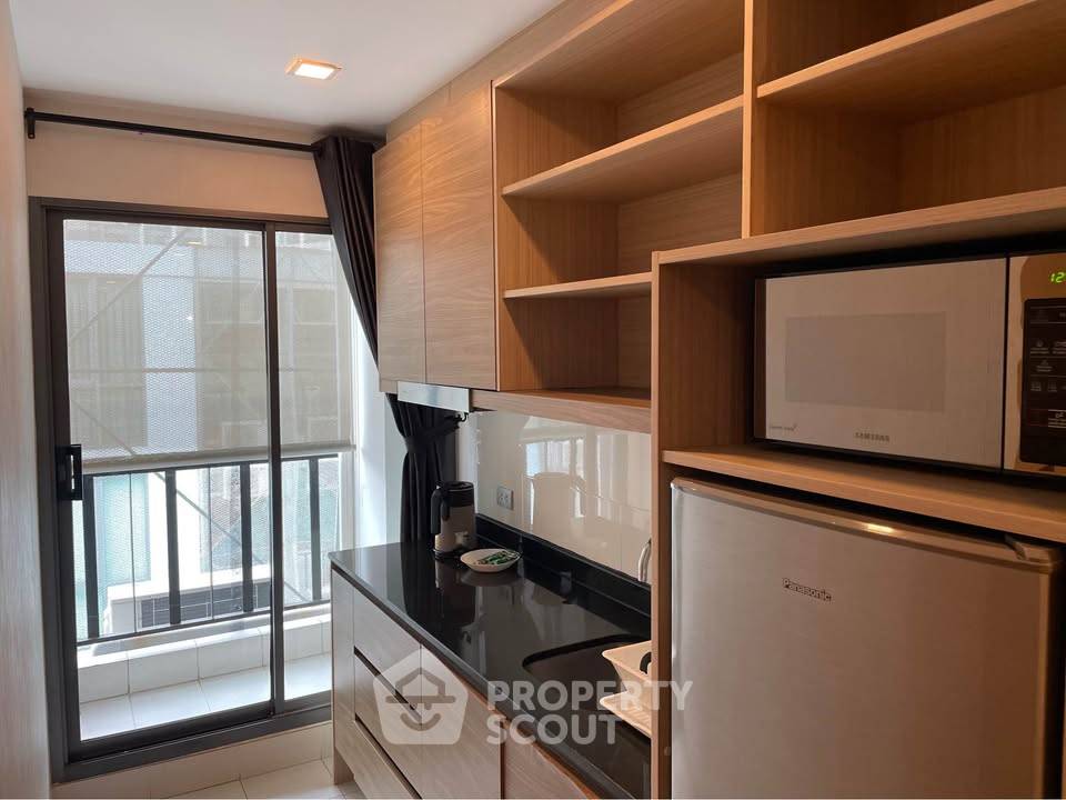 picture 2-BR Condo at Qube Suites Sukhumvit 46 near BTS Phra Khanong (ID 2189010) - 3/14