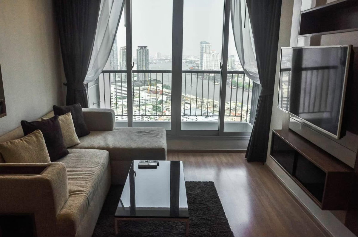 picture Rare Unit Alert! 180° Panoramic River View at Rhythm Sathorn – Only 1 per floor! - 4/12