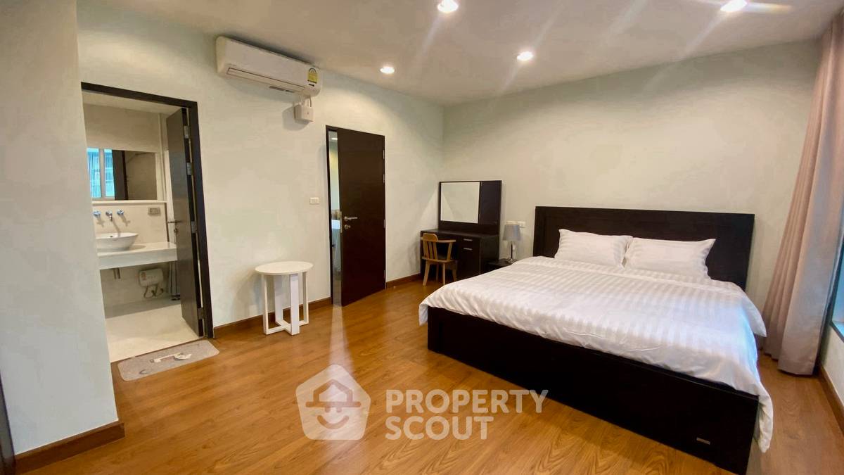 รูป คอนโด 2-ห้องนอน ที่ ดิ แอดเดรส สุขุมวิท 42 ใกล้ BTS เอกมัย (ID 2315905) - รูปที่ 6/10