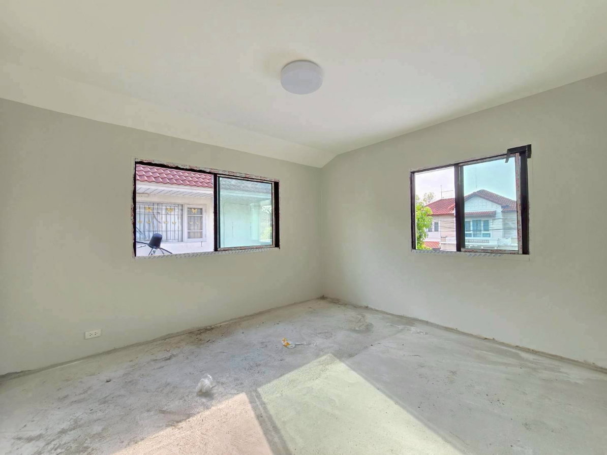 รูป ขายบ้านเดี่ยว เพอร์เฟค เพลส รามคำแหง ใกล้ รถไฟฟ้าสายสีส้ม สถานีสัมมากร (บ้านรีโนเวทใหม่)  - รูปที่ 5/8