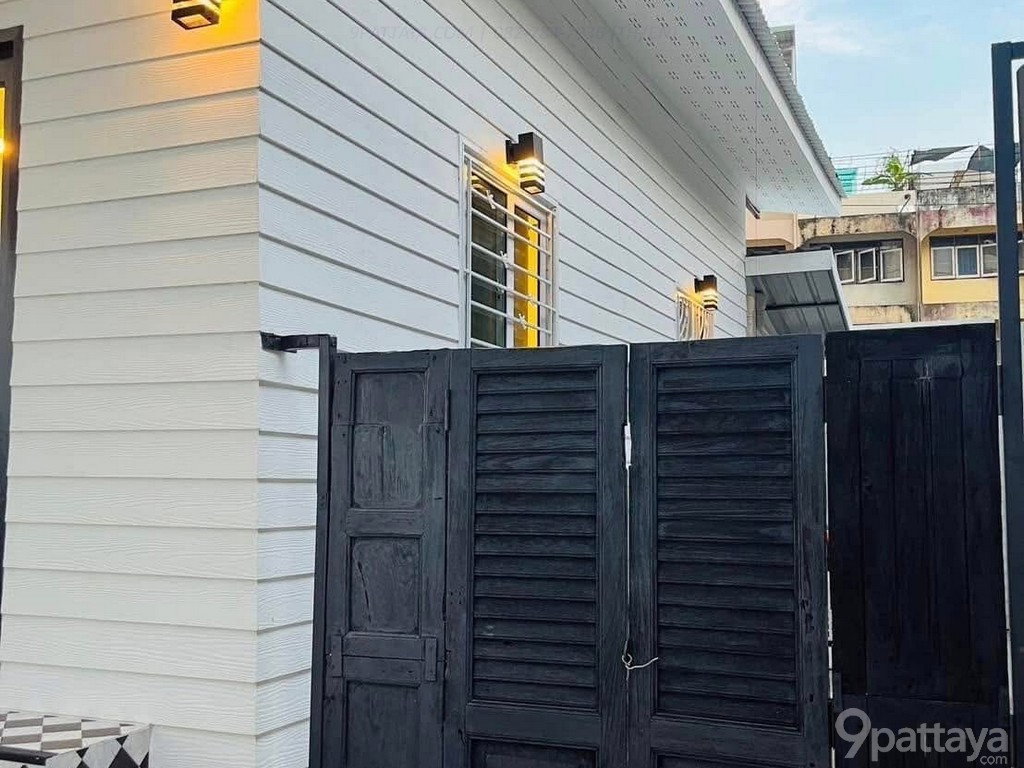 รูป ให้เช่า | บ้านสร้างใหม่ ทำเลทอง สาทร 17 - รูปที่ 4/10