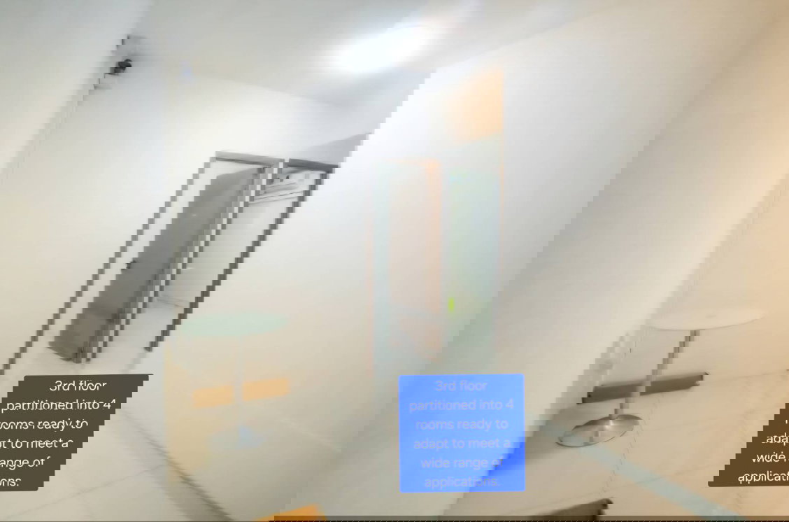 รูป โฮมออฟฟิศทันสมัย ตึก 4 ชั้น ใกล้สนามบินสุวรรณภูมิ | RK Biz Center **ขายเพียง 9.5 ล้านบาท (ต่อรองได้) | 210 ตร.ม. นัดชมได้ - รูปที่ 17/22