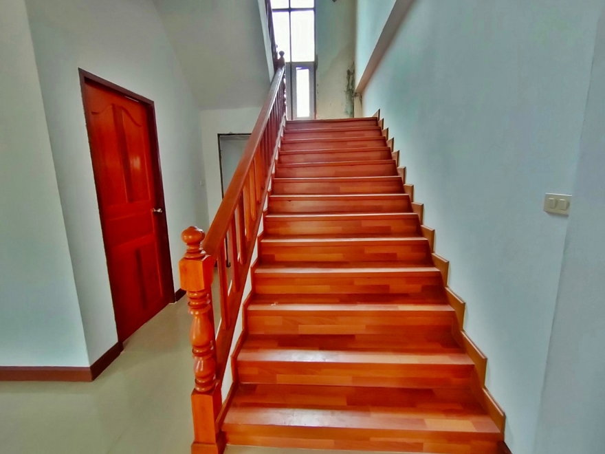 รูป บ้านเดี่ยว 2 ชั้น  โครงการ ชลดา ล้านนาไลฟ์  เชียงใหม่-ฮอด (108) ต. ป่าแดด อ.เมืองเชียงใหม่ จ.เชียงใหม่(ราคา 3,200,000 บาท)  - รูปที่ 13/17