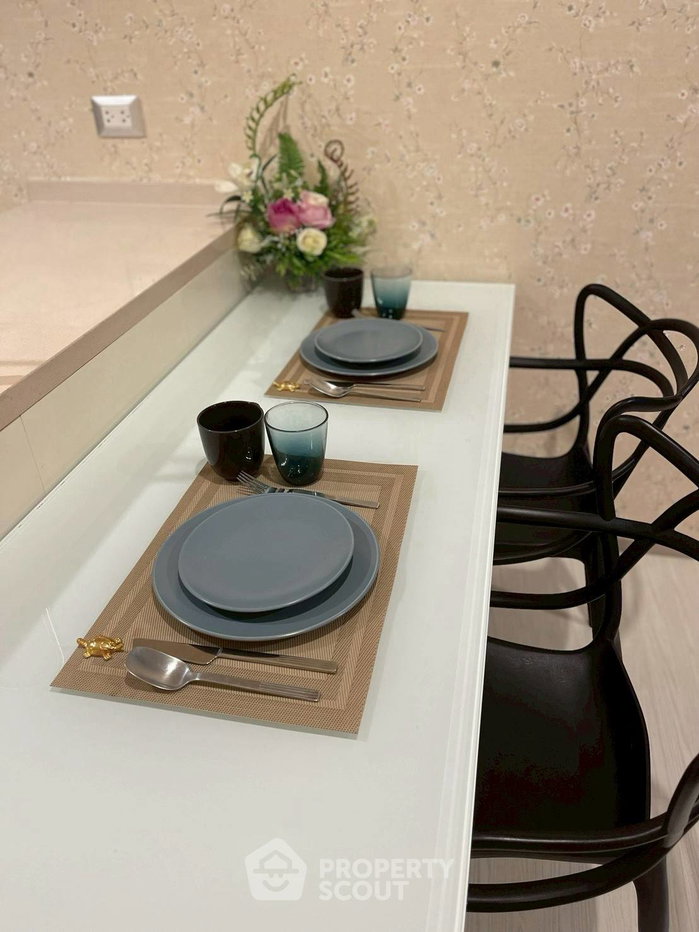 รูป คอนโด 1-ห้องนอน ที่ ริทึ่ม สุขุมวิท42 ใกล้ BTS เอกมัย (ID 2365312) - รูปที่ 3/12